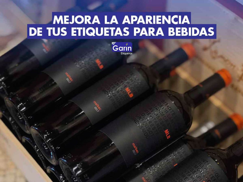 Botellas de vino con etiquetas para bebidas, con el título: Mejora la apariencia de tus etiquetas para bebidas